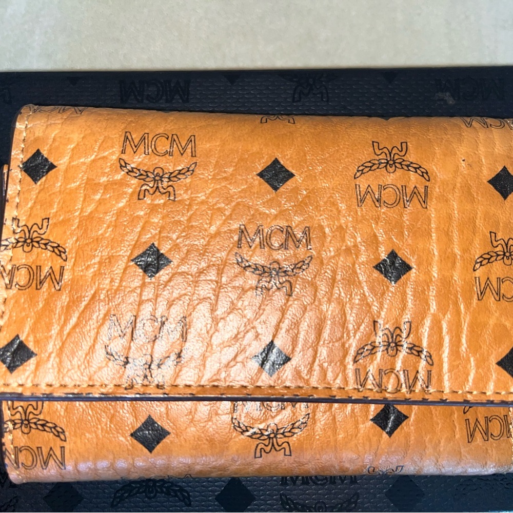 MCM Original Visetos Trifold Wallet